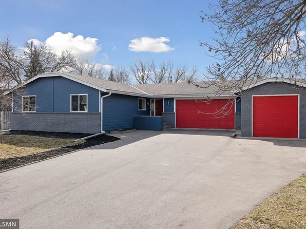 5229 W 111th St, Bloomington, MN 55437