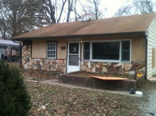 23 Marilyn Ln, Cahokia, IL