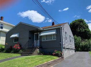 204 Taylor Ave, Endicott, NY 13760