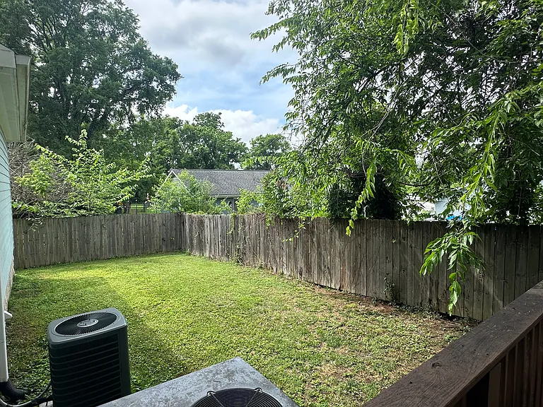 1429B Litton Ave — Photo 18