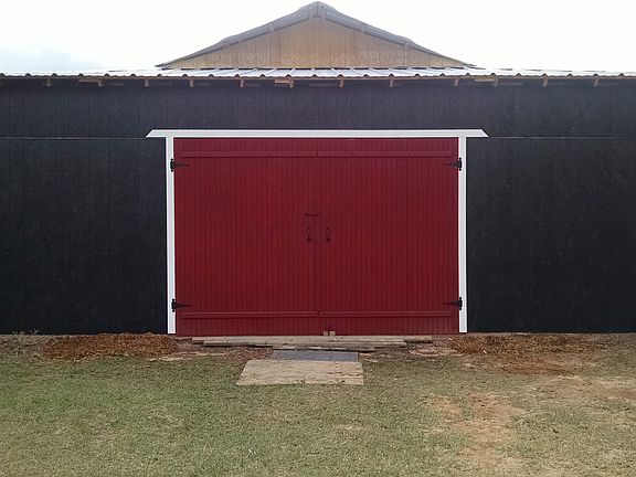 Garage/workshop
