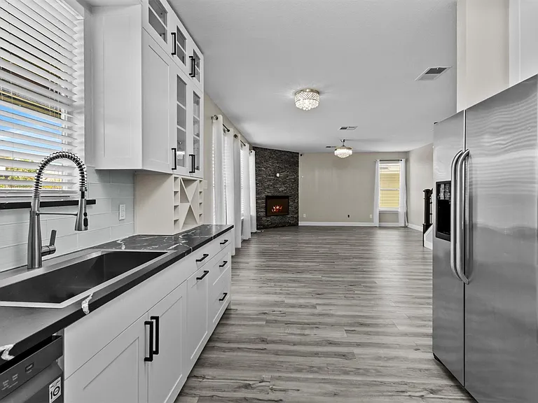 303 Quail Hollow Dr — Photo 9