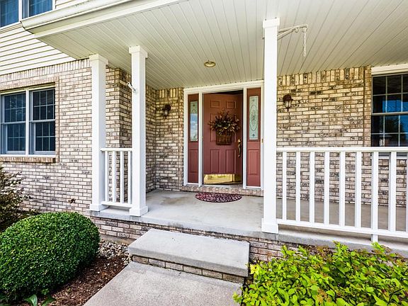 3rd image of 4158 Grandwood Cir