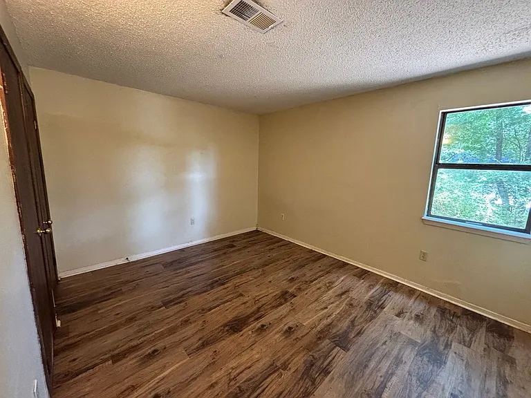 406 Joplin Pl — Photo 8