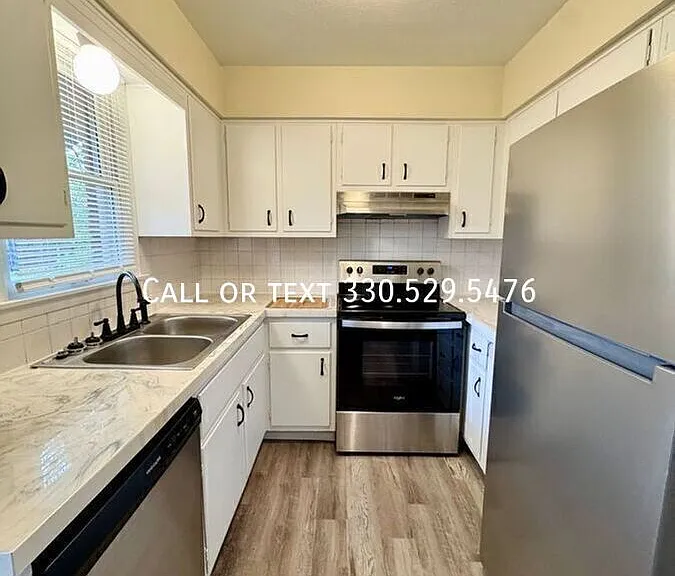 3741 Woodford Ave NW #4 — Photo 7