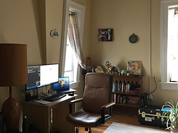 3rd image of 190 Waterman St APT 6