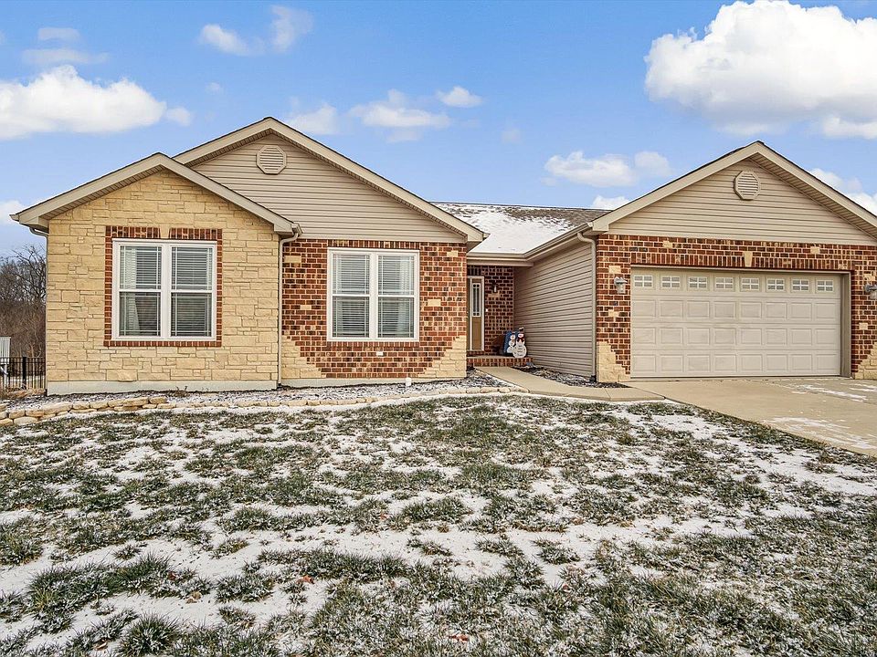 427 Bluff Meadows Dr, Valmeyer, IL 62295 Zillow
