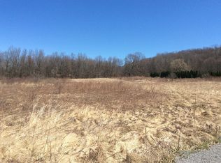 8 Briarwood Ln, New Wilmington, PA 16142