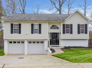 945 Buckhorn Ct, Winston Salem, NC 27104