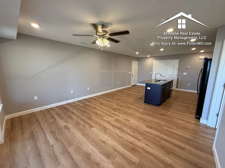 2620 N Bluff St #101 — Photo 7