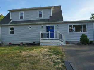 19 Hilliard Rd, Old Bridge, NJ 08857