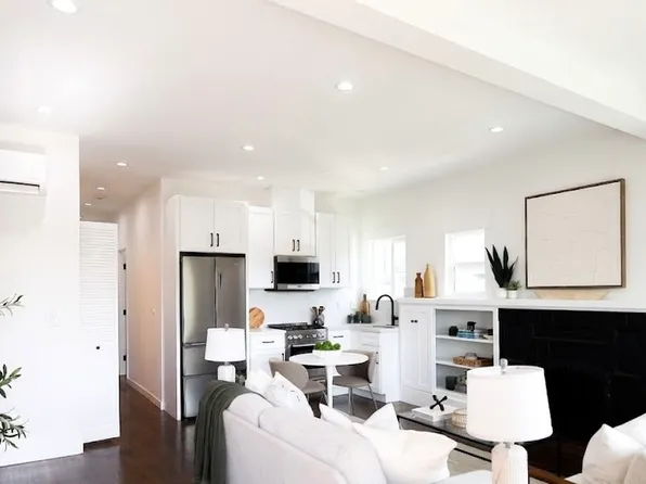 1037 Gladys Ave, Long Beach, CA