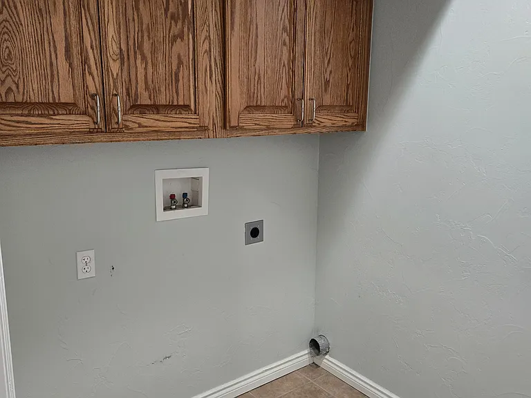 425 Chisholm Crk — Photo 23