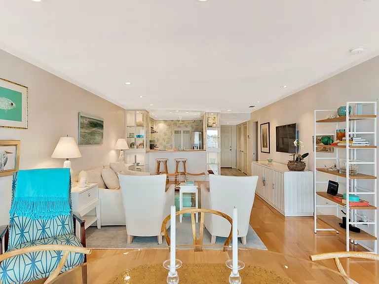600 Riomar Dr #16 — Photo 11