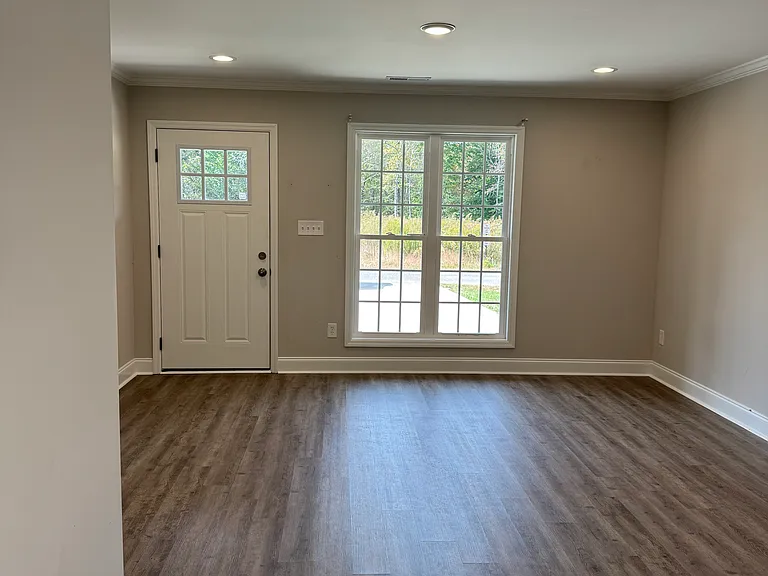 16494 Blackburn Ln — Photo 10