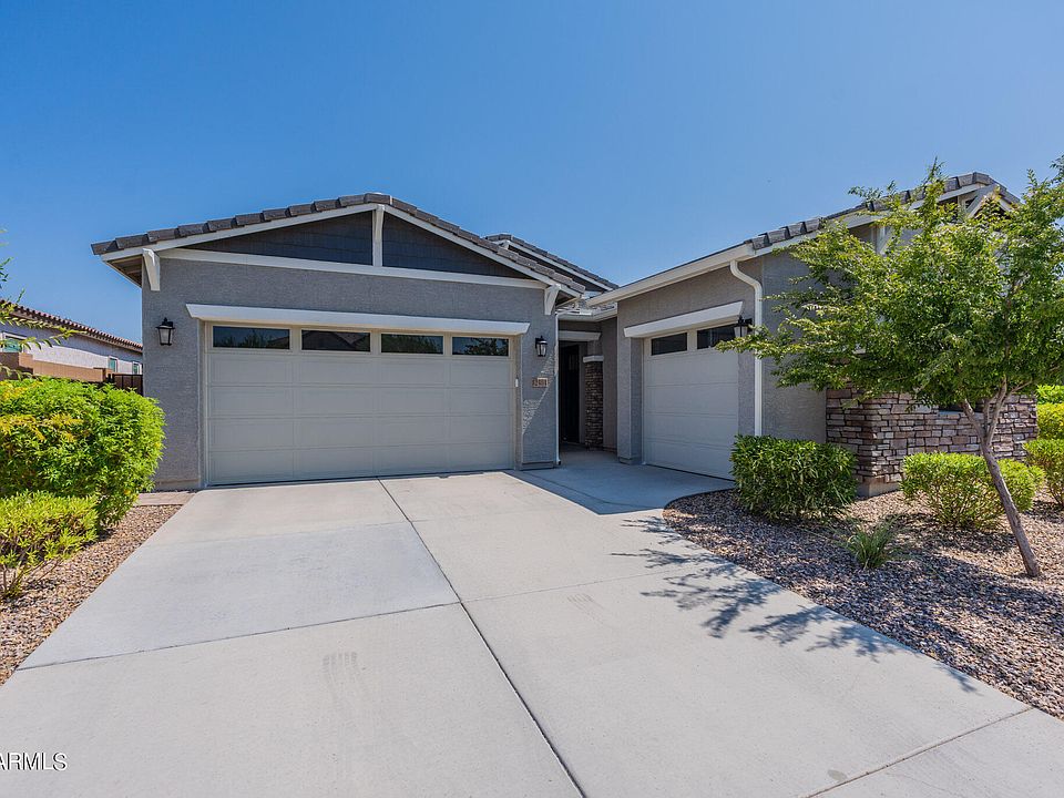 1st image of 12484 W CALLE DE BACA --