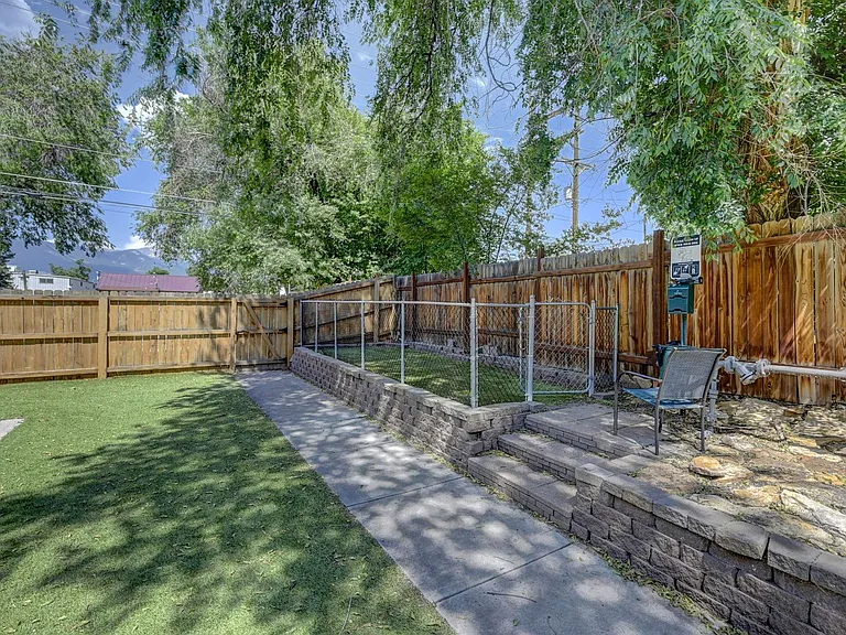 Summit View Apartments — Photo 36