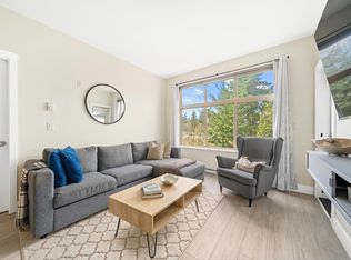 2855 156th St #308, Surrey, BC V3Z 3Y3