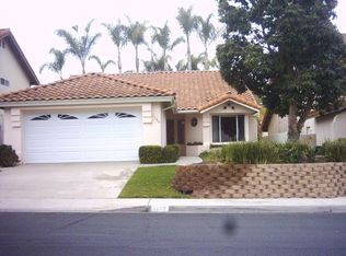 1186 Brewley Ln, Vista, CA 92081
