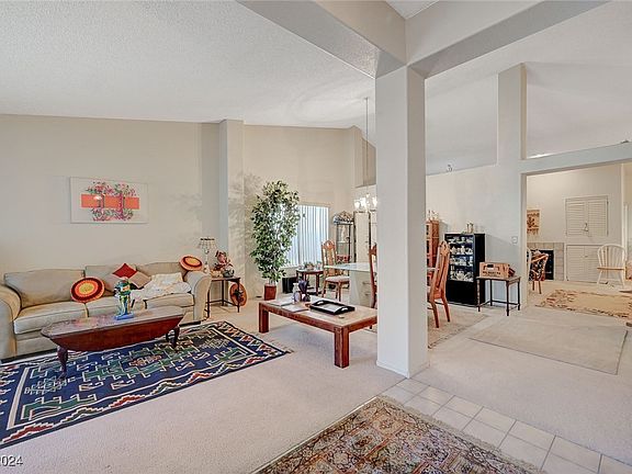 4th image of 4836 Camino Pacifico