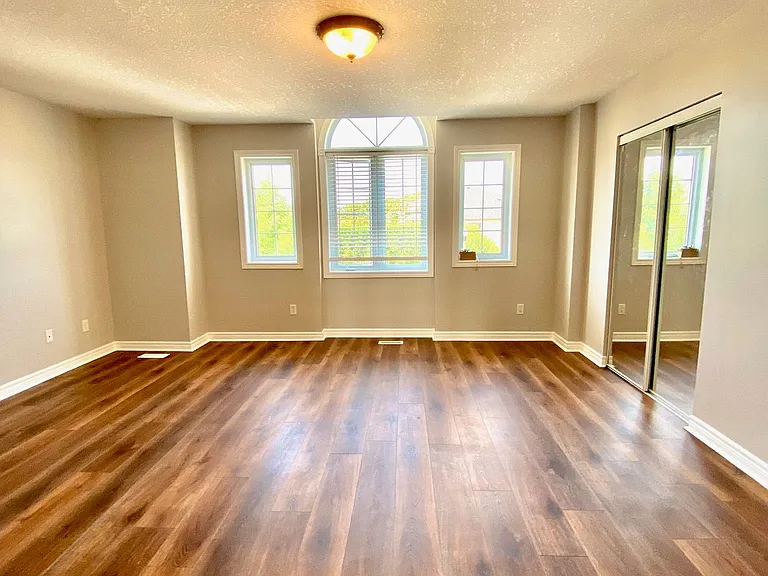 138 Apple Ridge Dr #UPPER — Photo 21