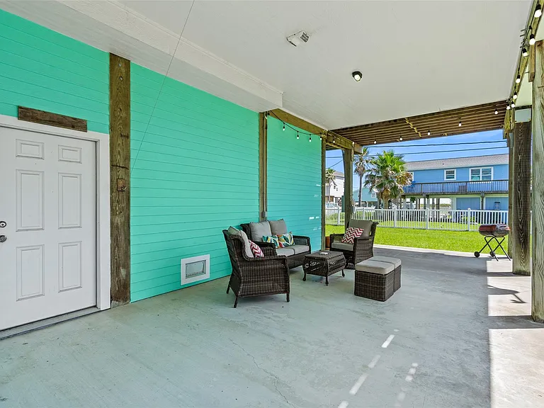 3923 Reeves Dr — Photo 28