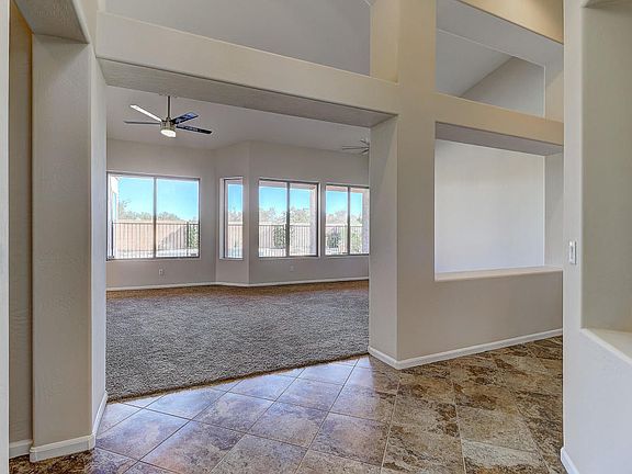 5th image of 700 W Oriole Way