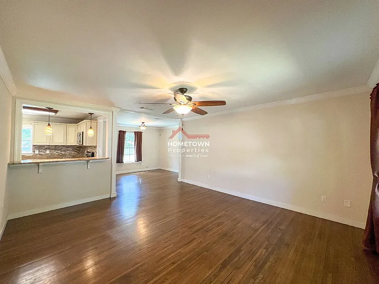 11 Gunn Cir — Photo 5
