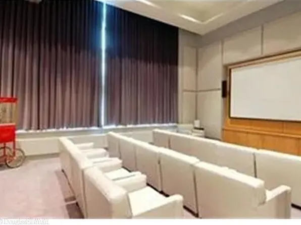 325 Fifth Avenue image 10 of 14