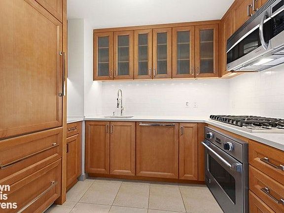 3rd image of 205 E 85th St APT 12M