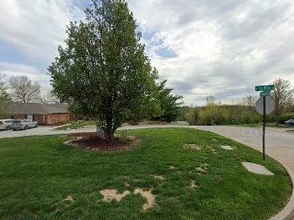 3400 N Ten Mile Dr APT B, Jefferson City, MO 65109