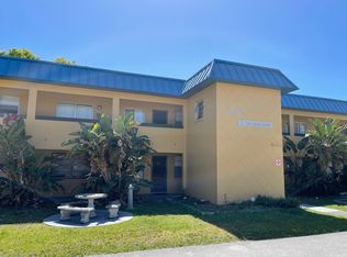 439 S Paula Dr S #102, Dunedin, FL 34698