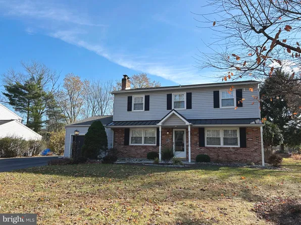 314 Douglas Dr, West Chester, PA 19380