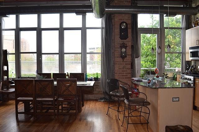 1st image of 2111 W Churchill St APT 213