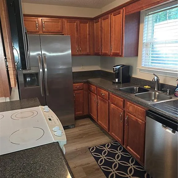 11890 Ives Ln — Photo 3