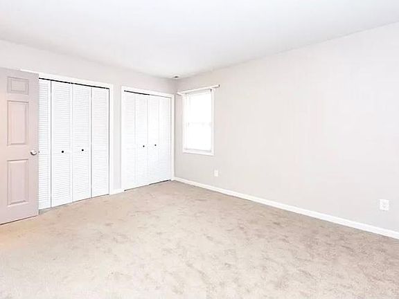 5th image of 6008 Falstaff Dr