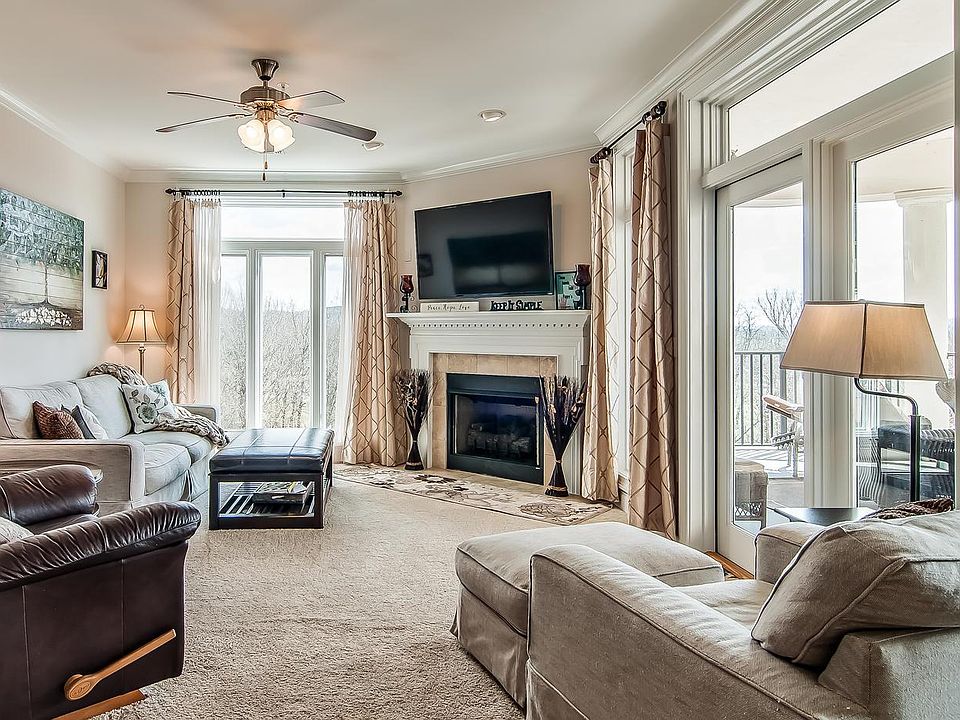 1st image of 400 Warioto Way APT 507