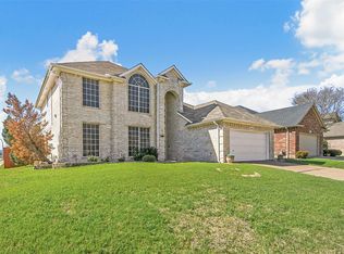 2828 Calico Rock Dr, Fort Worth, TX 76131