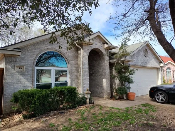119 Enchanted Ct, Grand Prairie, TX 75050
