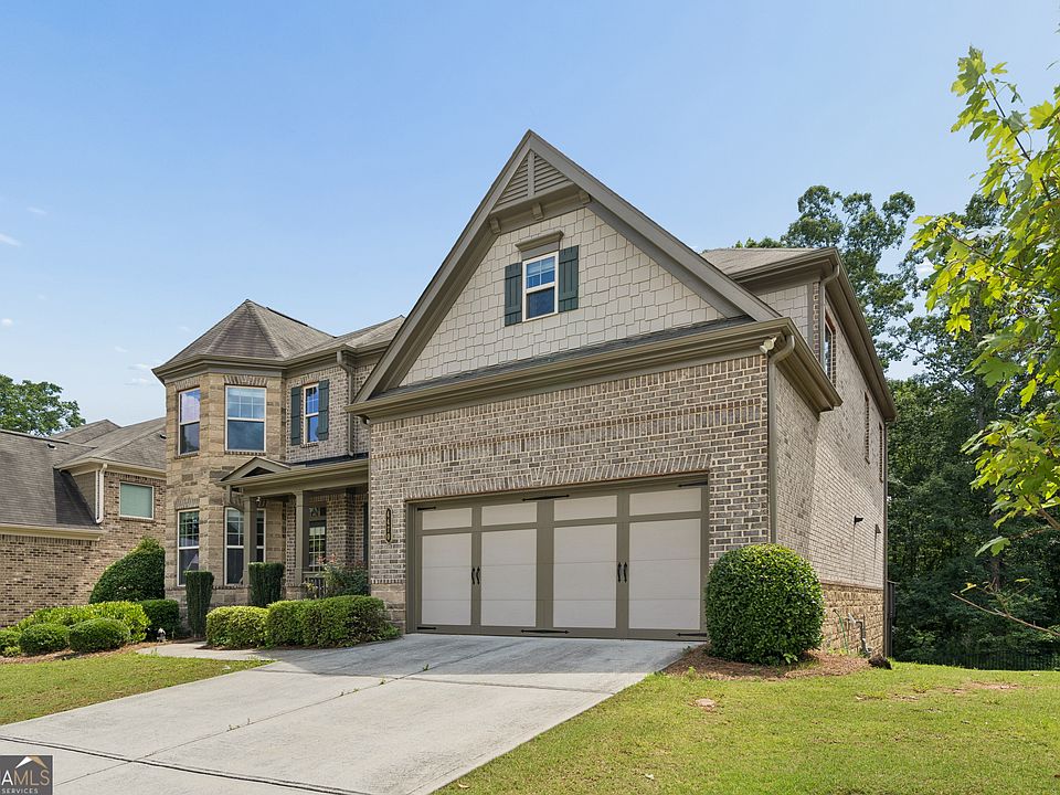 1st image of 4470 Skylark Ln