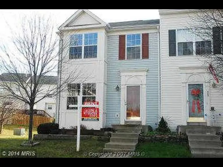 301 Royce Ct — Photo 1