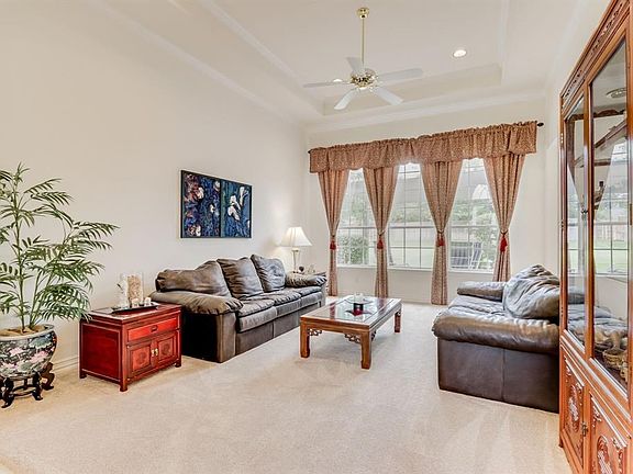 2nd image of 1604 Kingswood Ln