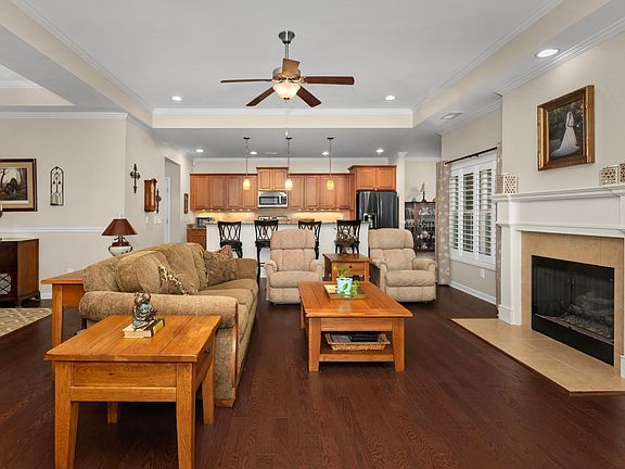 5th image of 2457 Bridgeway St