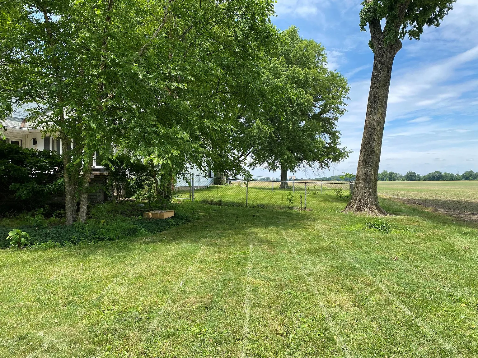 4 bed, 3504 sqft, $3,500 — Photo 2