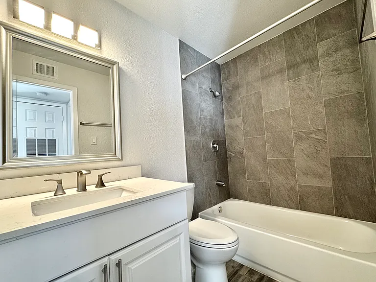 Tramor at Oak Run — Photo 43