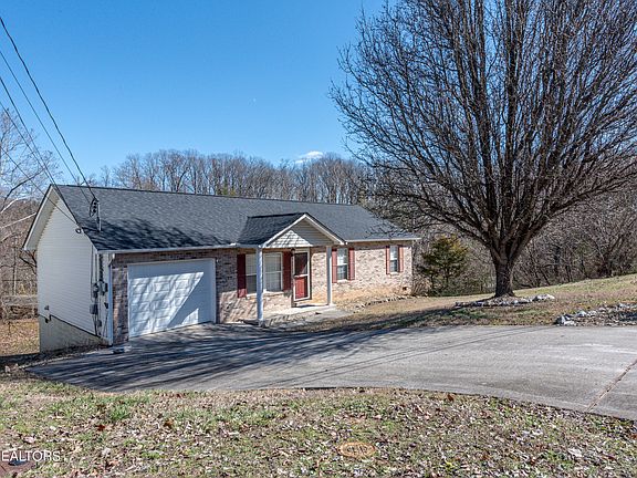 3rd image of 6216 Vandemere Dr