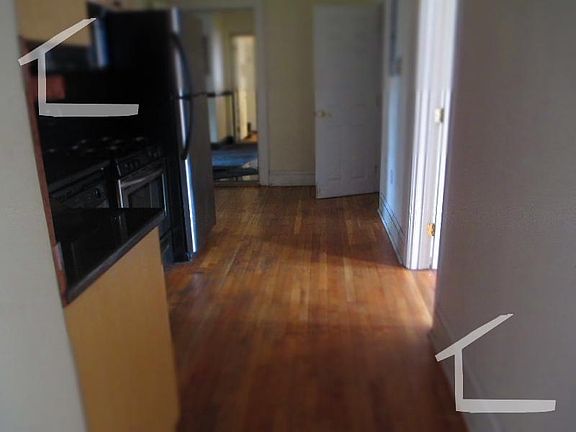 2nd image of 61 Thatcher St #102