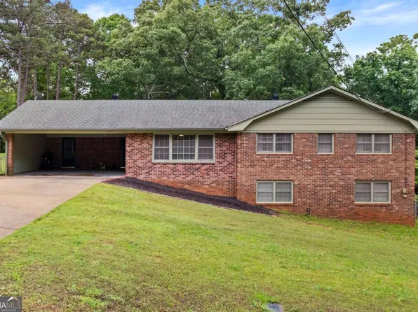 4433 Lake Forest Dr, Oakwood, GA 30566