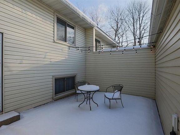 3rd image of 7429 143rd Street Ct