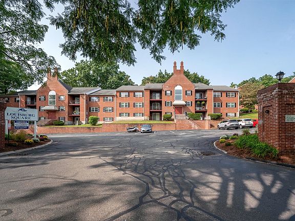 2nd image of 5 Louisburg Square #8